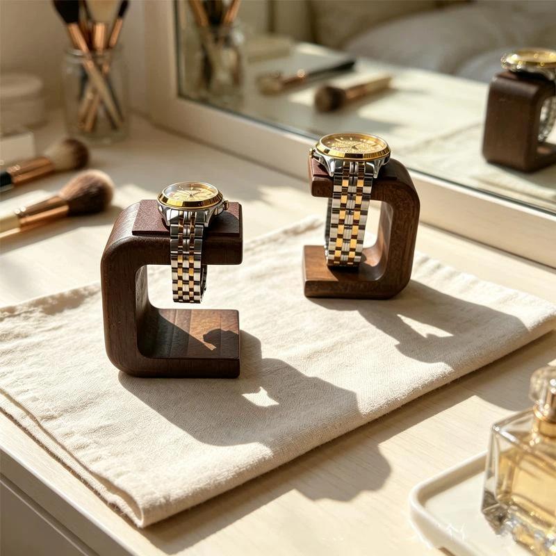 ~Houten horlogehouder, sierade - Jewelry With Watches recensie en prijs
