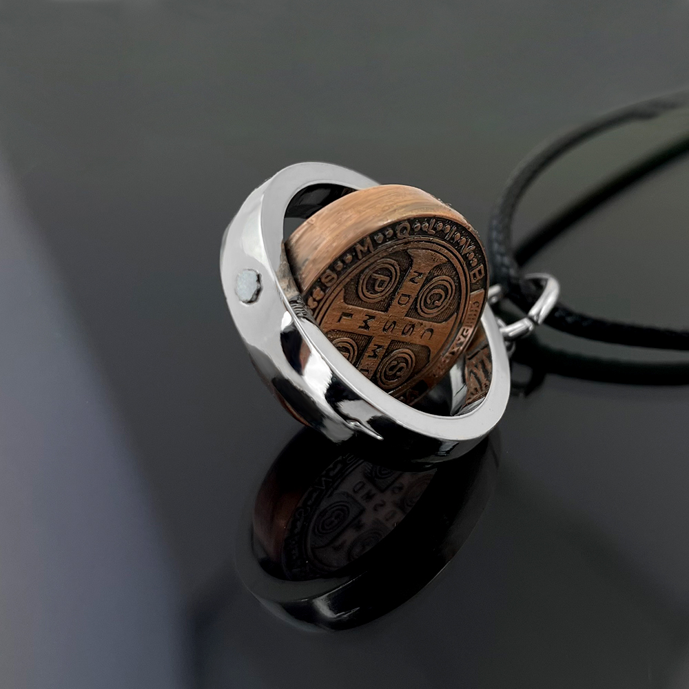 Nieuwe St. Benedictus Medaille - Jewelry & Watches Sp Zo O recensie en prijs