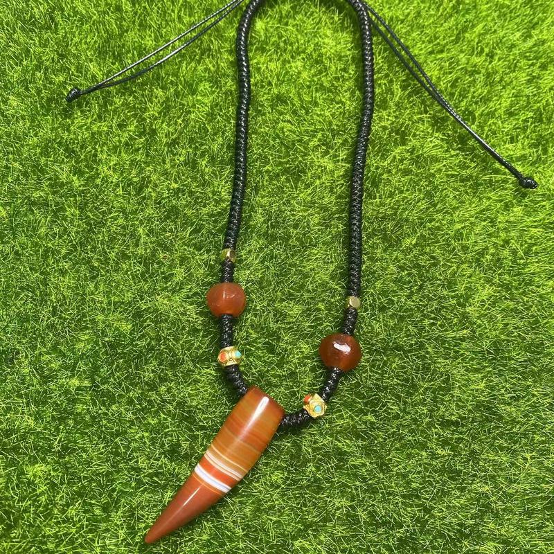 Gevlochten Wolf Tooth Collarbo - Wolf Jewelry & Watches Tampa Reviews recensie en prijs